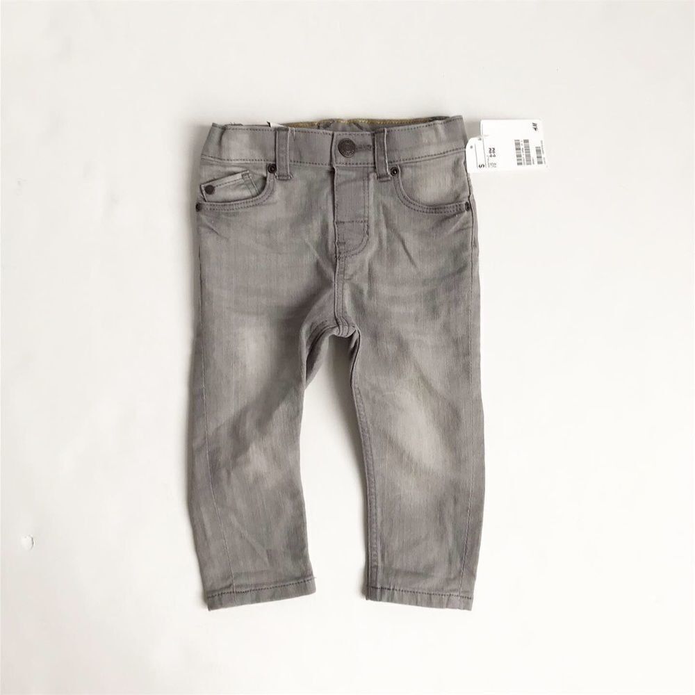 H&M NWT gray wash skinny jeans 6-9 month